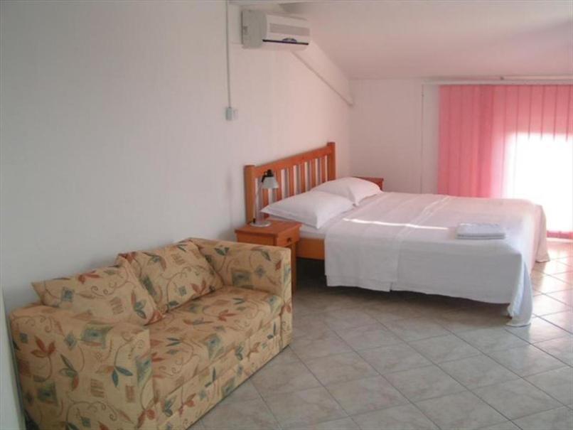 Apartments Gabrijela Biograd Na Moru Exterior foto