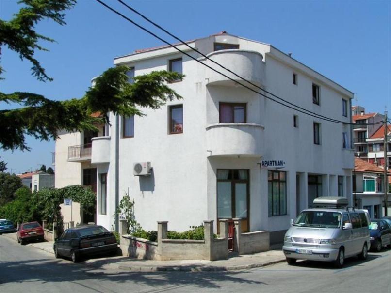 Apartments Gabrijela Biograd Na Moru Exterior foto